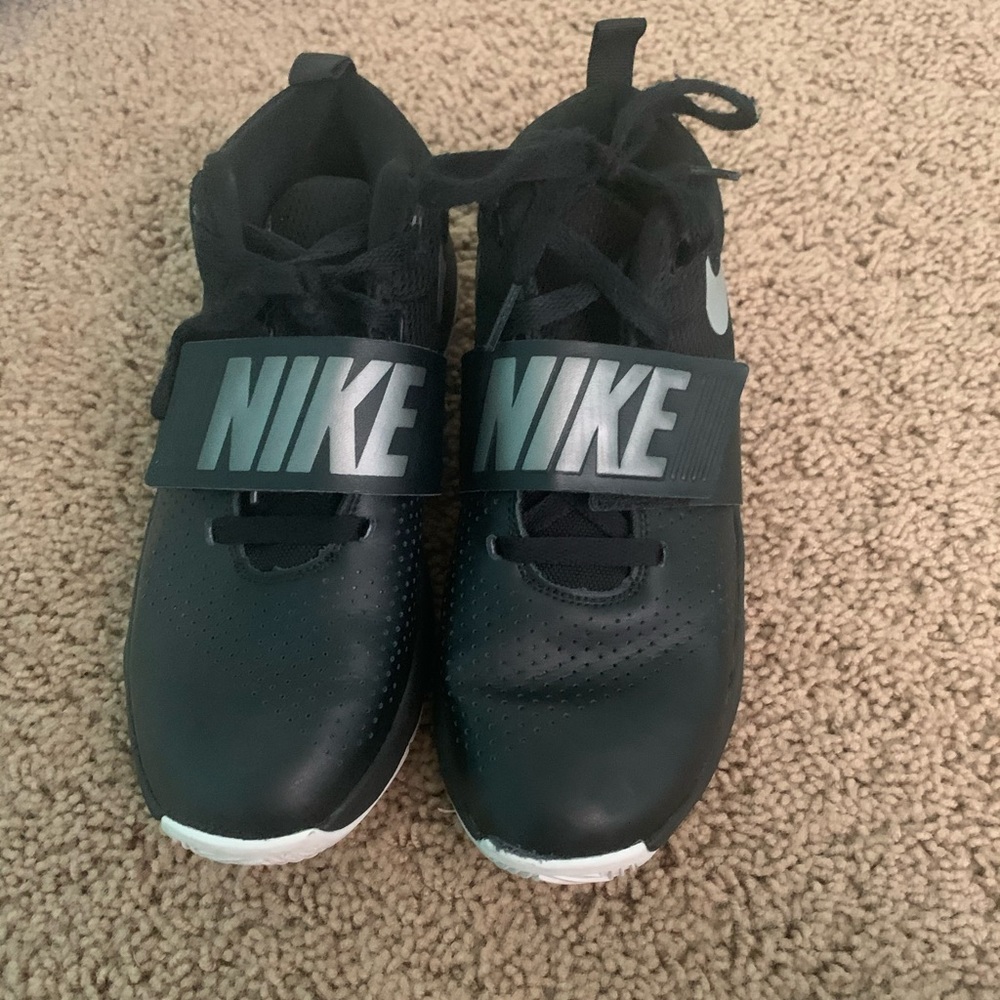 Youth B-Ball Shoes